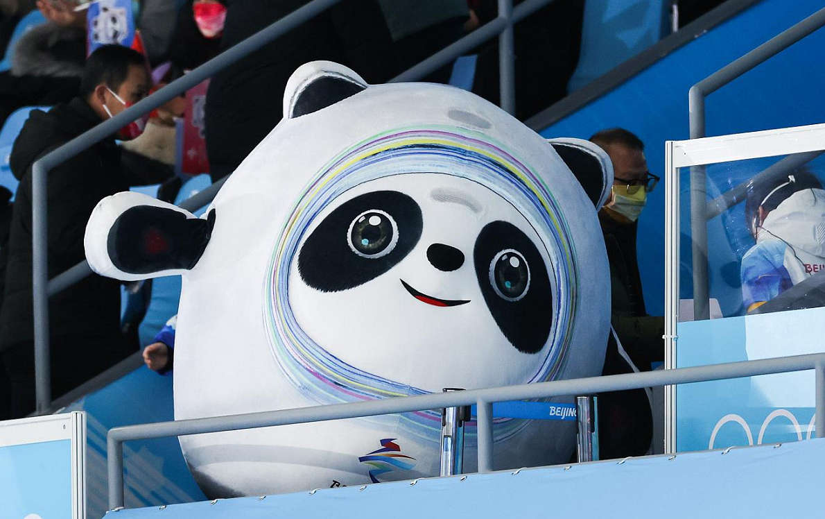 bing dwen dwen-the 2022 pekin kış olimpiyatları maskotu
